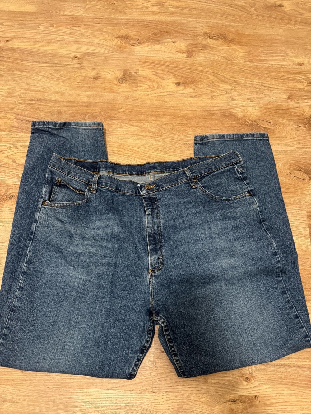 Wrangler cowboy cut jeans